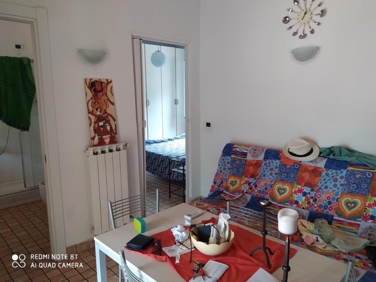 Casa Vacanza Oasi Tranquilla 斯培西亚 外观 照片